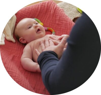 Massage bébé - Bien-être bébé - Douceur et Bien Naître - Plélan Le grand, Montfort-sur-Meu Mordelles Bréal-sur-Montfort Ploërmel Rennes